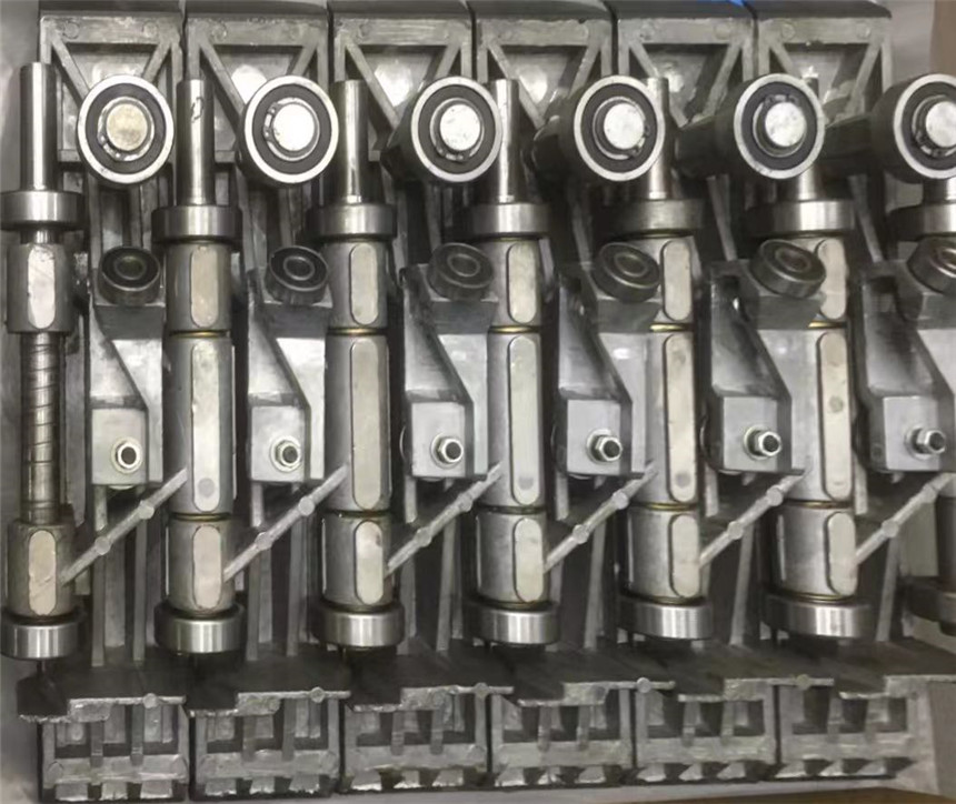 博文軸承機(jī)夾板